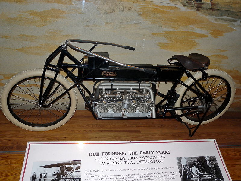 File:Curtiss V-8 Motorcycle.jpg